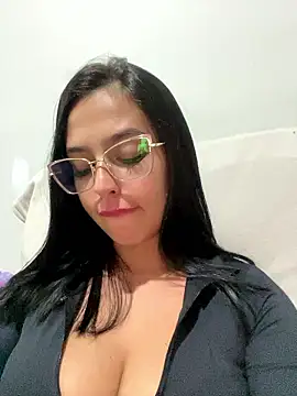 Snapshot of jujuarantes__2026 chatting on 01/17/26, 10:13 jujuarantes 2026 online show from 01/17/26, 10:13