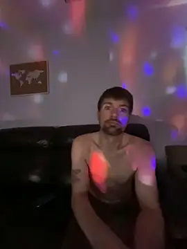 Snapshot of HAZE4DAYS chatting on 12/20/25, 09:17 HAZE4DAYS online show from 12/20/25, 09:17