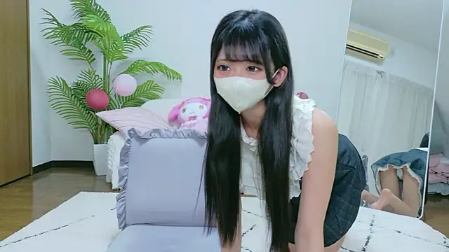 Kiki-jpn online show from 07/18/26, 09:40