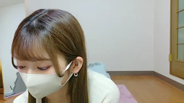 Kiki-jpn online show from 04/10/26, 09:33