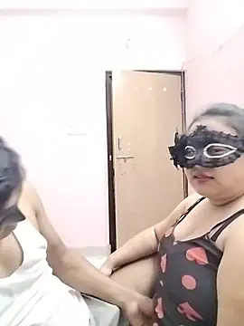 Snapshot of DesiSeductress chatting on 07/01/26, 08:31 DesiSeductress online show from 07/01/26, 08:31