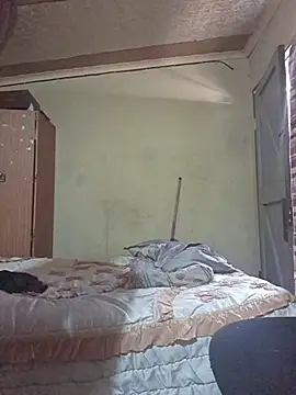 Snapshot of yourburget chatting on 02/01/26, 08:45 yourburget online show from 02/01/26, 08:45