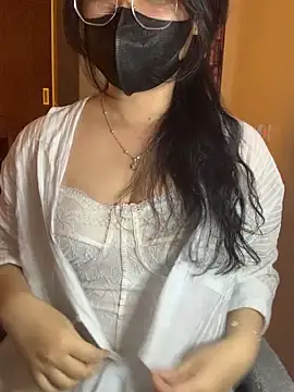 Sofiababy22 online show from 03/03/26, 03:19