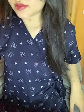 Sofiababy22 online show from 04/15/26, 03:49