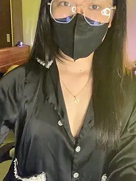 Sofiababy22 online show from 05/10/26, 04:20