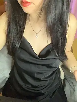 Sofiababy22 online show from 04/18/26, 06:21