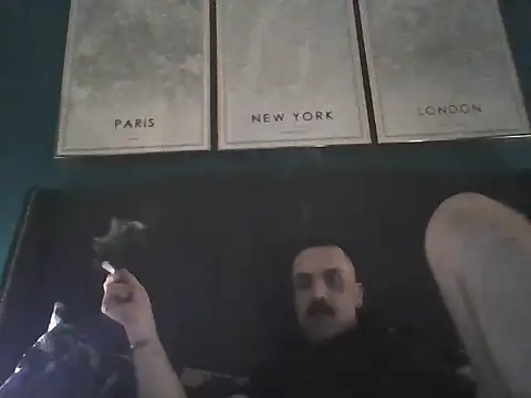 MARCUSL79 online show from 12/22/25, 03:39