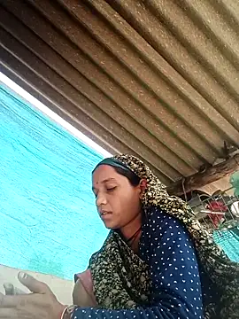 Karishma singh online show from 02/23/26, 04:58