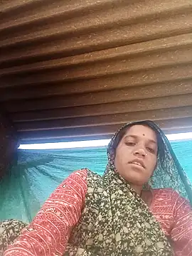 Karishma singh online show from 03/22/26, 03:43