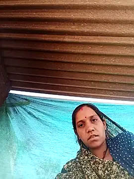 Karishma singh online show from 02/27/26, 03:29