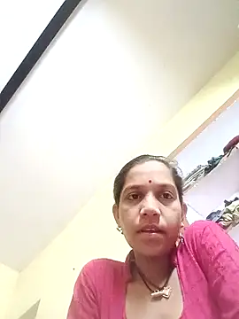 Karishma singh online show from 02/17/26, 09:12