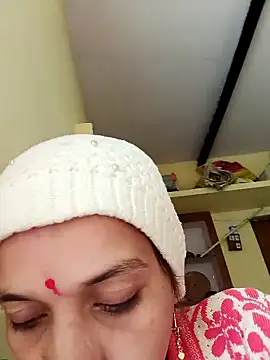 Karishma singh online show from 01/08/26, 07:58