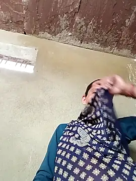 Karishma singh online show from 04/09/26, 08:53