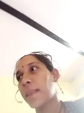 Karishma singh online show from 02/26/26, 03:23