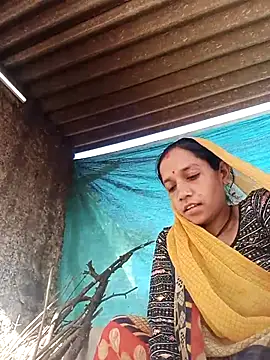 Karishma singh online show from 03/05/26, 03:14