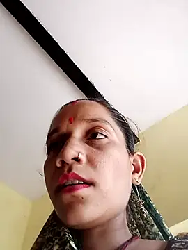 Karishma singh online show from 02/28/26, 08:14