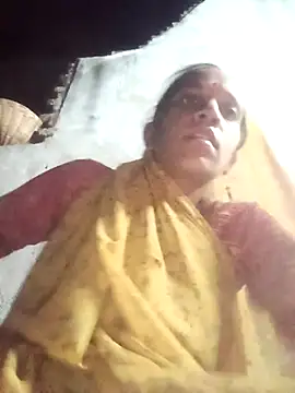 Karishma singh online show from 04/14/26, 03:06