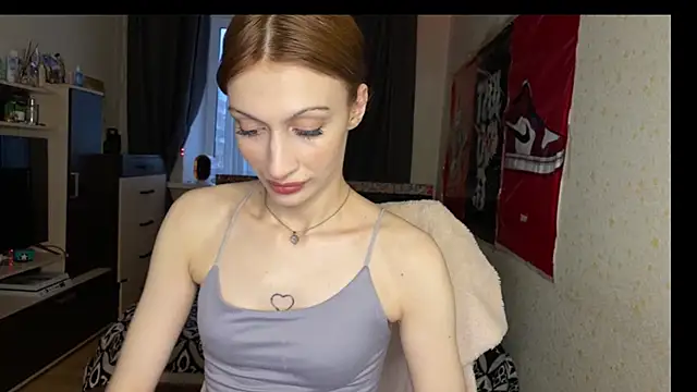 Amalia Draki online show from 04/21/26, 04:02