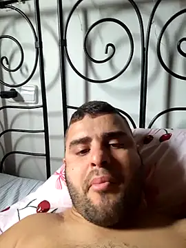 Snapshot of Ricardosafadocassdo chatting on 04/12/26, 02:20 Ricardosafadocassdo online show from 04/12/26, 02:20