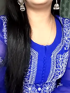 Deshi bhabhi143 online show from 07/08/26, 12:50