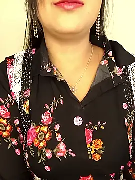 Deshi bhabhi143 online show from 05/03/26, 06:29