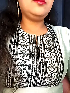 Deshi bhabhi143 online show from 02/05/26, 06:20