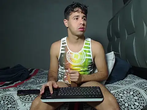 MAXIMILAINO-XXX online show from 03/08/26, 12:16