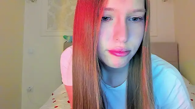 Alllura online show from 02/04/26, 10:05