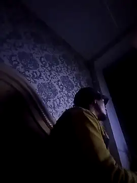 Eldiablo2055 online show from 12/22/25, 04:23