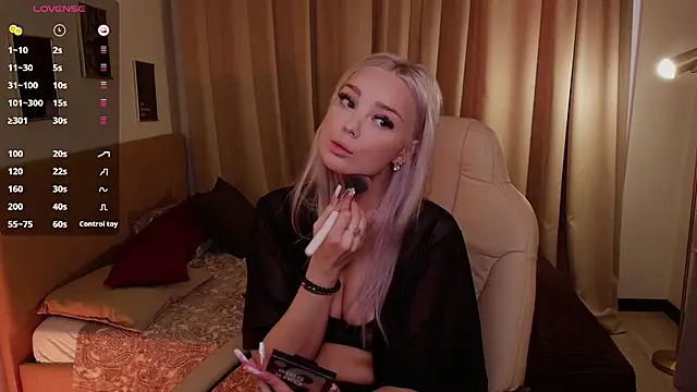 Leslie Caronn online show from 03/10/26, 09:02