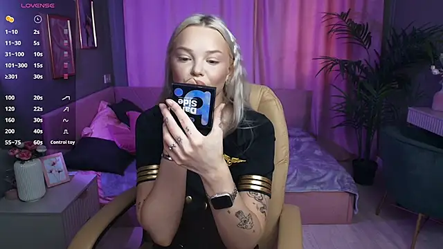 Leslie Caronn online show from 04/13/26, 07:45