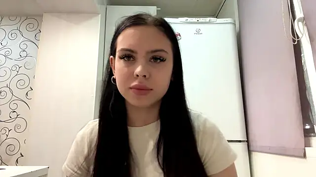 CherlyKeiper online show from 12/21/25, 03:25