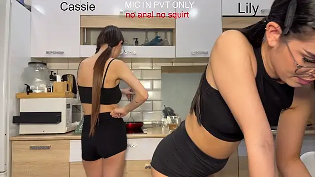 girls secrets online show from 01/12/26, 05:20