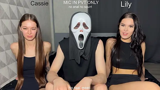 girls secrets online show from 02/16/26, 11:09