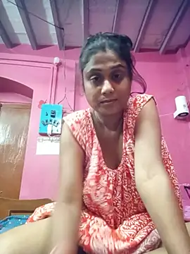 Hooghlypinkivabi online show from 06/15/26, 12:38