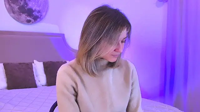 EmeraldGlow online show from 02/24/26, 02:40