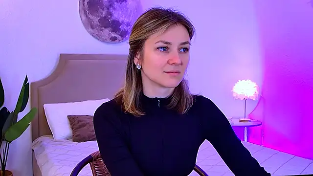 EmeraldGlow online show from 02/27/26, 02:39