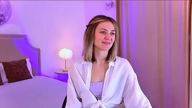 EmeraldGlow online show from 01/16/26, 02:43