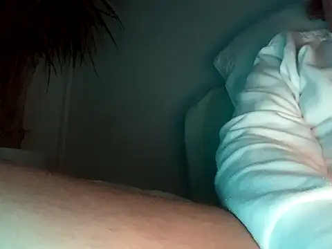 Sevenyearsago online show from 12/21/25, 05:36