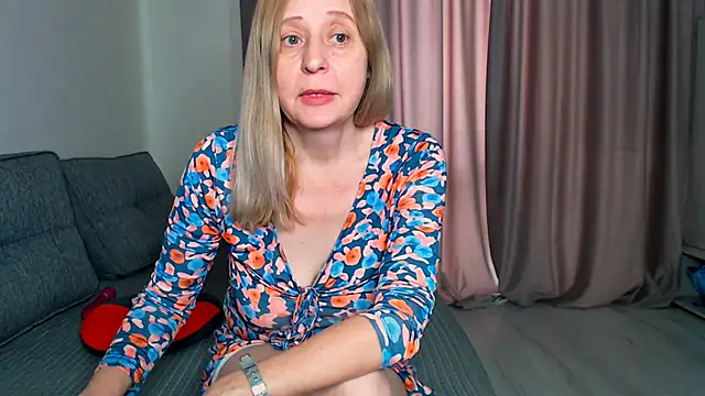 MiLenaMilf online show from 03/15/26, 06:42