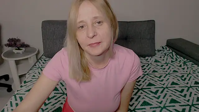 MiLenaMilf online show from 11/21/25, 03:00