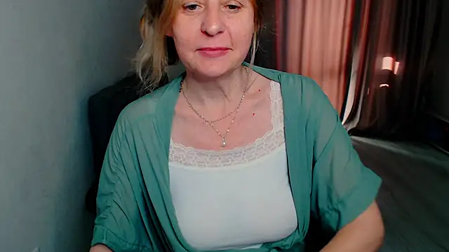 MiLenaMilf online show from 05/22/26, 04:32