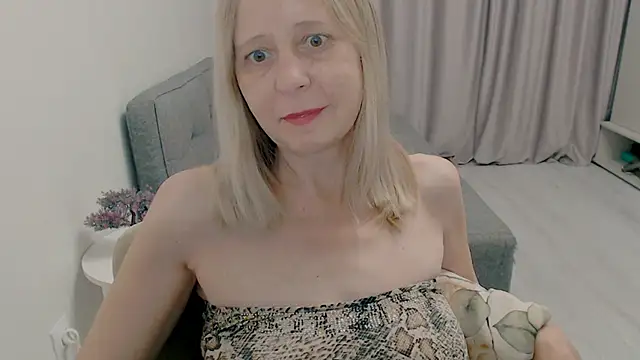 MiLenaMilf online show from 11/15/25, 03:32