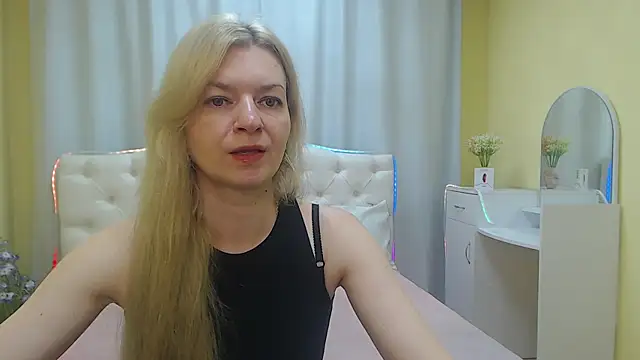 Snapshot of MelissaTyler chatting on 05/20/26, 05:26 MelissaTyler online show from 05/20/26, 05:26