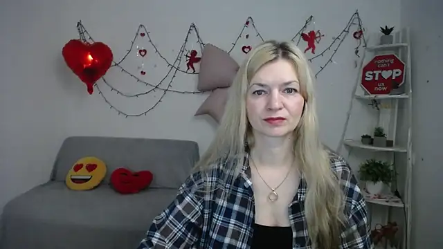 MelissaTyler online show from 02/15/26, 05:52