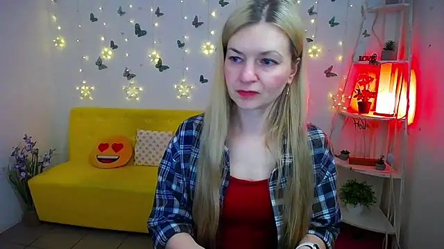 Snapshot of MelissaTyler chatting on 04/30/26, 11:28 MelissaTyler online show from 04/30/26, 11:28