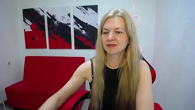 Snapshot of MelissaTyler chatting on 07/03/26, 11:17 MelissaTyler online show from 07/03/26, 11:17
