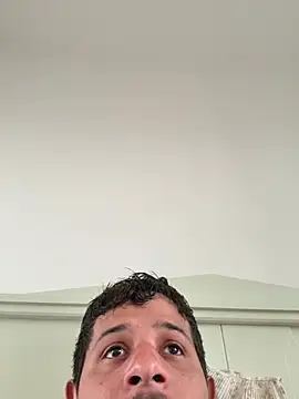 mouraerik123 online show from 04/10/26, 05:42