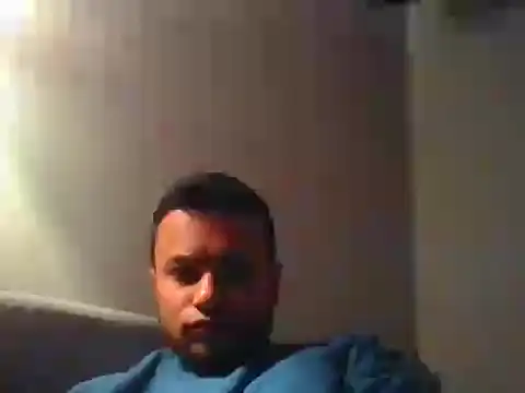 Mryoungstud online show from 12/21/25, 07:59