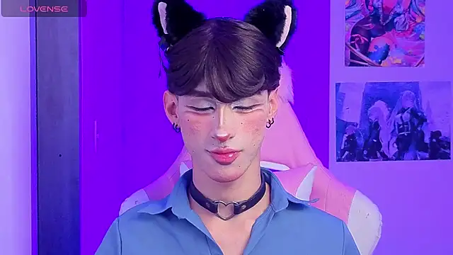 Kitsuneplay  online show from 04/14/26, 05:29